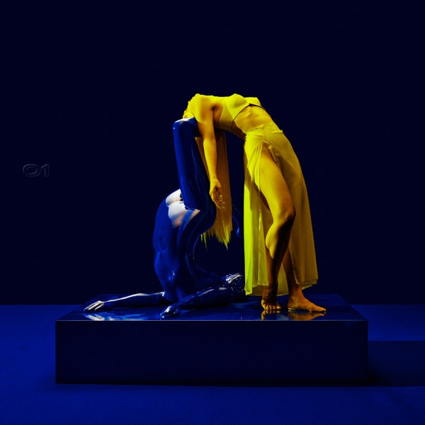 BALENCIAGA COVERED EYES