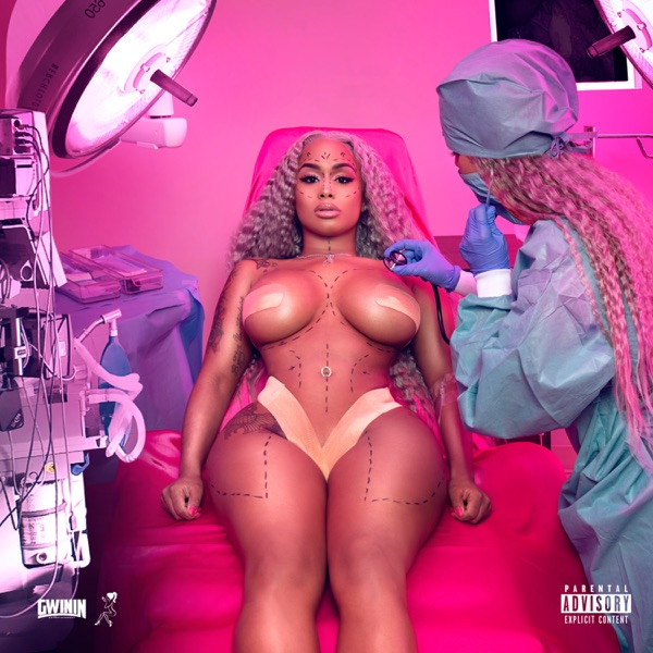 Funeral (feat. Lil' Kim)