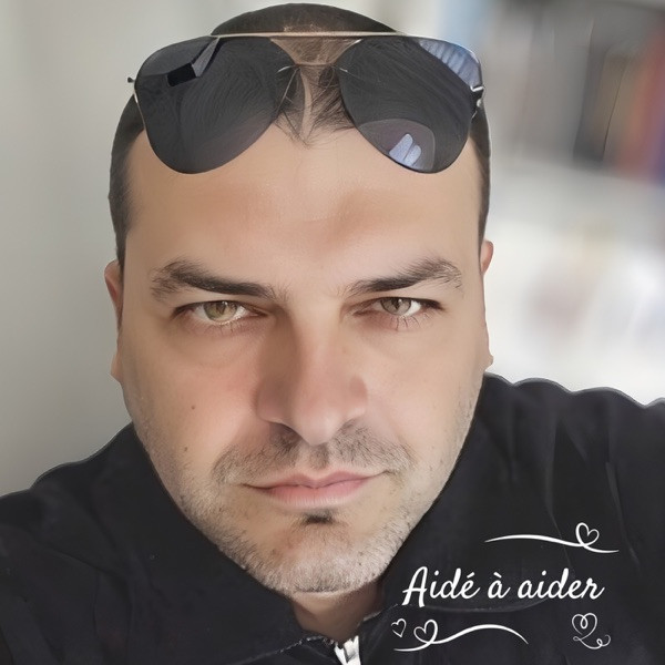 Titi l'amour des animaux - Aidé à aider