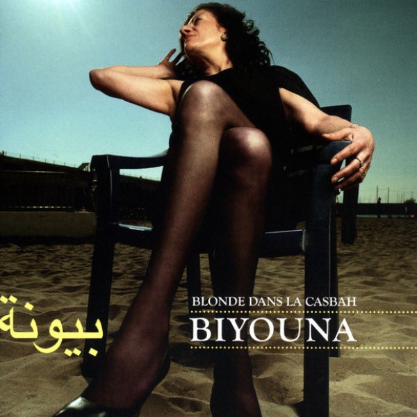 Une blonde platine dans la casbah
